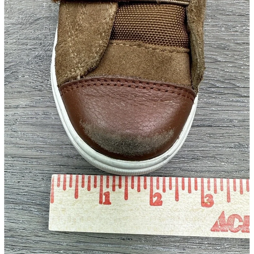 UGG kids rennon